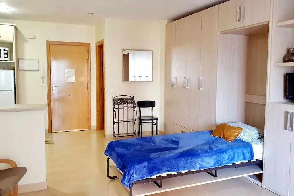 Apartment Lovely Studio In Centre Of Torre, Near The Beach Torre Del Mar Spain